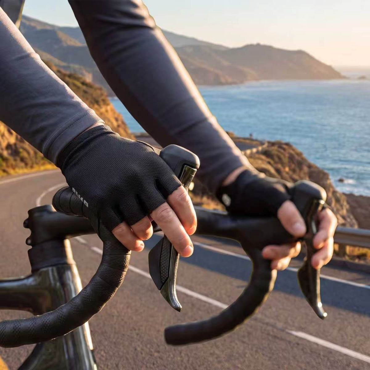 Gel-Padded Fingerless Cycling Gloves